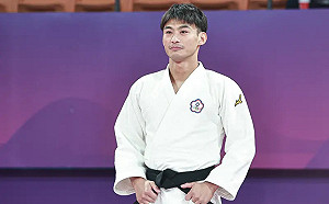 楊勇緯不敵中村太樹 亞錦賽屈居銀牌