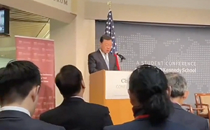 遭批「雙手沾鮮血」！中國大使謝鋒哈佛演講遇抗議 起底是台灣學生