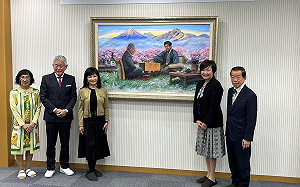 油畫描繪李登輝與安倍晉三天國對弈  安倍故鄉釀酒商倍受感動