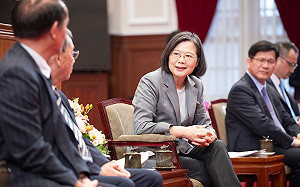 蔡英文接見越柬寮僑胞回國訪團　談新南向政策成果