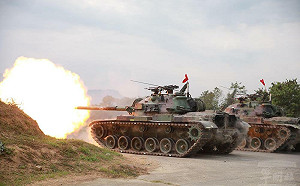 陸軍機步333旅實施基地戰力鑑測  展現國軍保衛國家堅強實力 