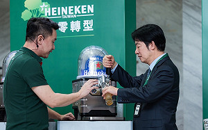 賴清德現拉無酒精生啤 盼台產海尼根遍銷世界