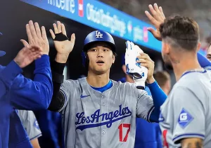 大谷無懼噓聲首局開轟!幸運球迷玩笑竟成真