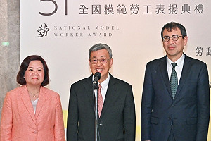 中國宣布開放部分觀光以及文旦進口 陳揆:好的開始