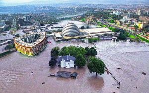 (影) 已經造成71死! 肯亞連續6週暴雨 水壩潰堤淹沒首都奈洛比