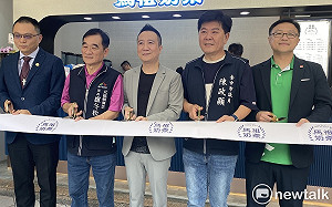 馬祖奶茶賣到台中 雙猛男一日店長 議員也來讚聲 