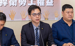 藍委牛煦庭提案「試用期8成薪」被民眾罵爆！態度大轉彎 反怪綠超譯