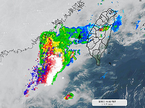 防強降雨!超長「線狀對流」發展中 專家:閃電訊號每分鐘達600次