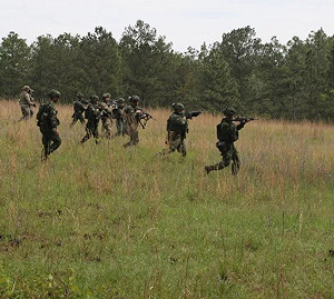疑似國軍在美受訓照片曝光!「手持國造T91步槍」陸軍:不予評論