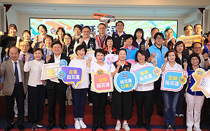 為選總統輔路？盧秀燕全台跑透透 今再號召女性首長花蓮賑災