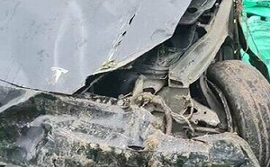 (影) 沒煞車痕! 浙江夫妻開特斯拉衝下山身亡 家屬疑：行車紀錄數據消失