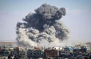 以軍南、北兩線夾擊加薩地帶 多達50萬難民逃離拉法