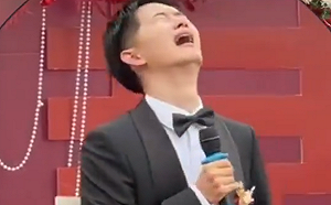 (影) 那一瞬間 眼淚奪眶! 新郎稱盼去世外婆變蝴蝶參加婚禮 白蝴蝶「剛好」停胸口