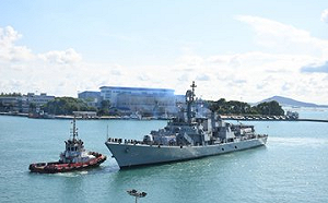 從喜馬拉雅山到海洋都抗中! 印度3艦抵星 將在南海進行「戰略部署」