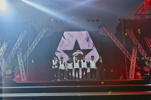 英雄聯盟洲際賽》SKT無情輾壓閃電狼