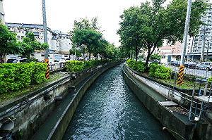 平等橋、楓樹橋改建完工 林佳龍：治水成功！