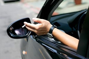 檢舉亂丟菸蒂也有會員制  有人年賺77萬