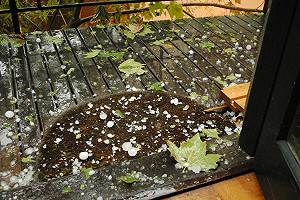 快訊》新北、桃園地區  留意冰雹發生