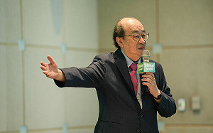 柯建銘總召怒了！台灣民主存亡全在韓國瑜一念之間