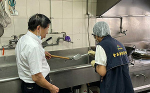 新北師生台中校外教學食品中毒  人數增至140