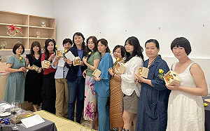  永生花與英式混紡茶另類邂逅 提前分享母親節溫馨時刻