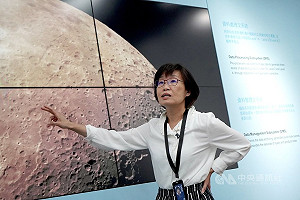 福衛八號拚明年10月升空 試拍月球影像首曝光