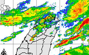 雷雨釀停電！板橋、桃園、新竹受影響 台電：冒雨搶修中