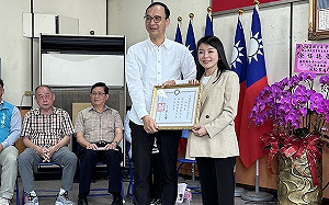 朱立倫指控：綠委昨在攝影機拍不到地方 禁錮院長韓國瑜