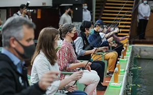 賴清德就任前再邀外賓釣蝦 昔曾走訪阿里山、台南吃冰