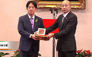 賴清德、蕭美琴宣誓就職　韓國瑜授玉璽沒互動