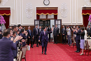 賴清德宴請日本國會議員 他帶安倍晉三手錶來台祝福