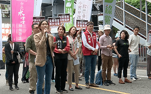 小黨抗議藍白闖關國會擴權案  時力、基進:黃國昌跟10年前張慶忠毫無差別