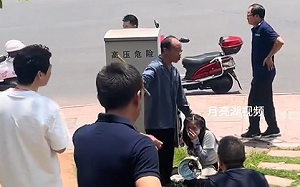 (影) 中國成戾氣之國！ 繼小學、公園連續殺人事件後 又發生蓄意撞人與公車凶殺 