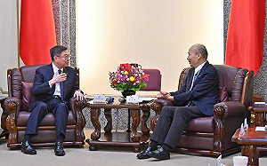 拜會韓國瑜 卓榮泰:依法行政都是來自立法院的程序正義