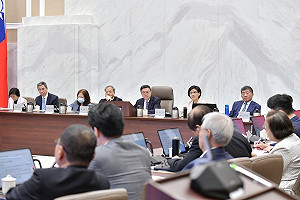 研發台版生成式AI對話引擎TAIDE 卓揆:提升公部門便民服務及民間生產力