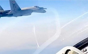 2解放軍機遭4外機火控雷達鎖定! 央視主動曝光 專家 : 如同被裝滿子彈的槍口抵著