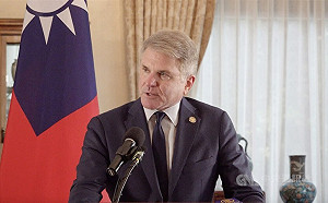 美眾院外委會主席率團抵台 與台灣人民站一起