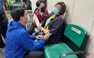 新竹市25樓住宅火警2消防殉職 再入火場搜救「氧氣瓶耗盡」倒臥樓梯