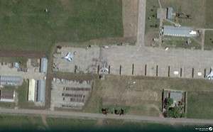 (影) 至少3戰機被毀! 烏襲俄基地收獲豐 價值1.2億坦克也被9.6萬無人機打爆