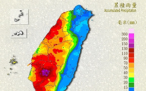 鋒面通過大雨橫掃中南部！嘉義馬頭山上午雨量達184毫米