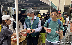 免費提供補給物資 濟南教會今再準備4千份「民主粥」