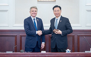 美眾院外交委員會主席麥考爾率團 拜會國安會秘書長吳釗燮