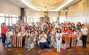 綠性平部「在路上」工作坊開跑 偕姊妹手釀康普茶凝聚民主