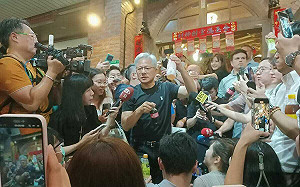 黃仁勳喊｢台灣是非常重要的國家｣小粉紅崩潰控台獨份子卻不敢抵制