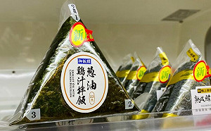 美國友人逛台灣超商！他驚見飯糰1口味變臉