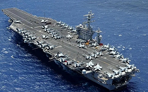 (影)美國航母遭胡塞武裝襲擊?! 美官員: 假消息