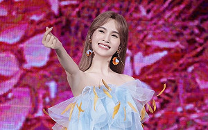 臉書、IG留言超冷清！ 楊丞琳微博慶40歲生日避談「六四天安門」