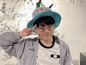 玩《英雄聯盟》遭秒殺!Showmaker傻眼沈默30秒  網笑:畫面定格了嗎