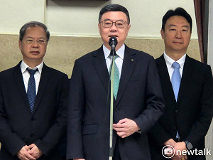被嗆覆議沒過要下台 卓榮泰回擊:傅崐萁你要不要放棄?