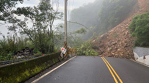 端午連假別白跑!奧萬大聯外道路坍方 今起休園3天